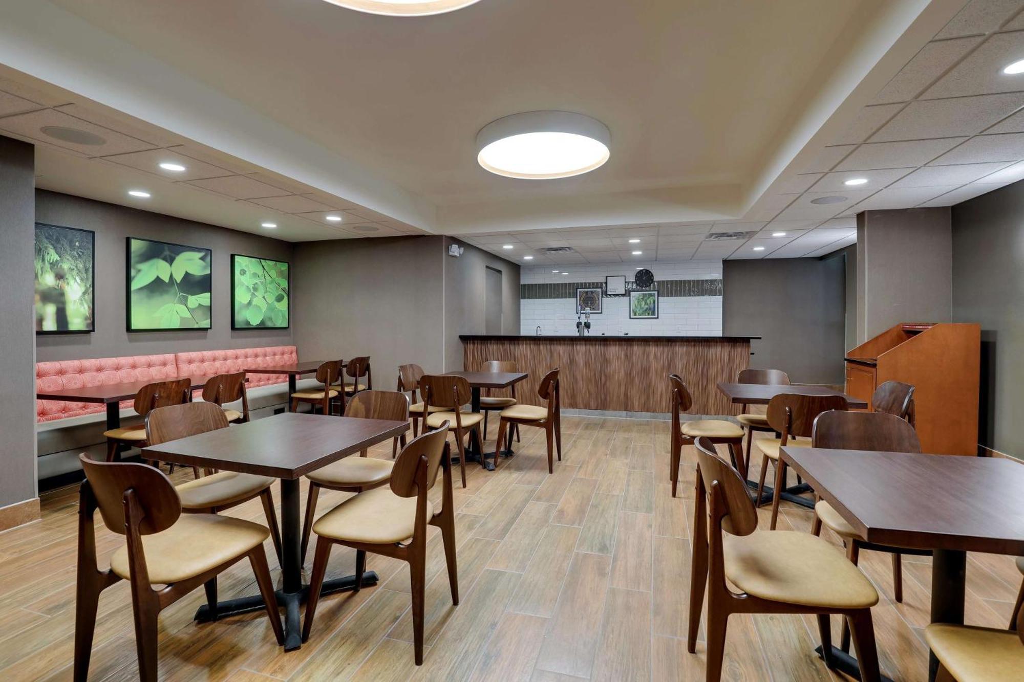 夏洛特大学特鲁里公寓酒店 外观 照片